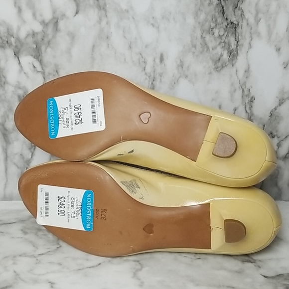 Moschino Women's Shoes - Picture 7 of 8